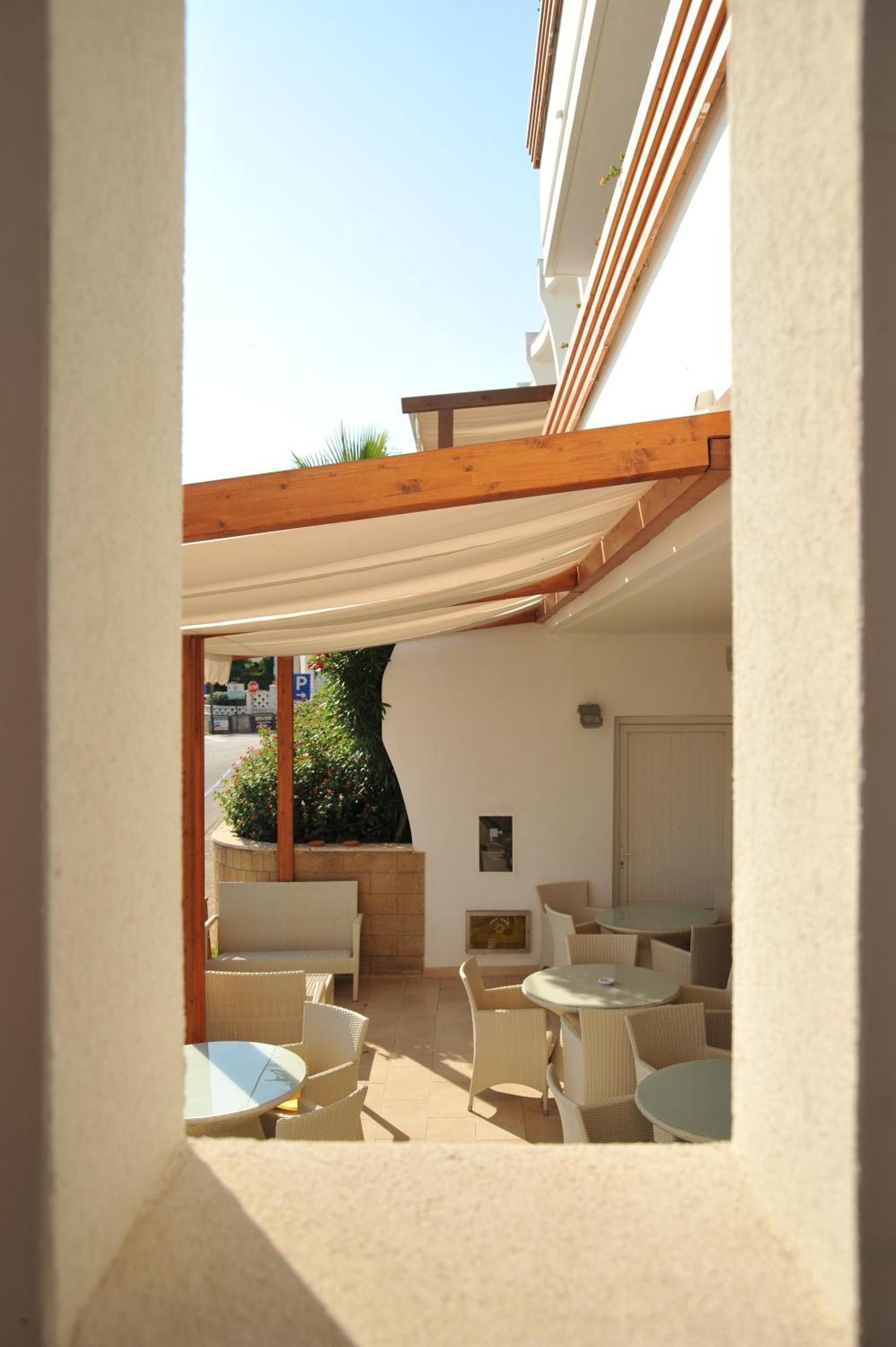 Cala Saracena Resort Torre Vado Esterno foto