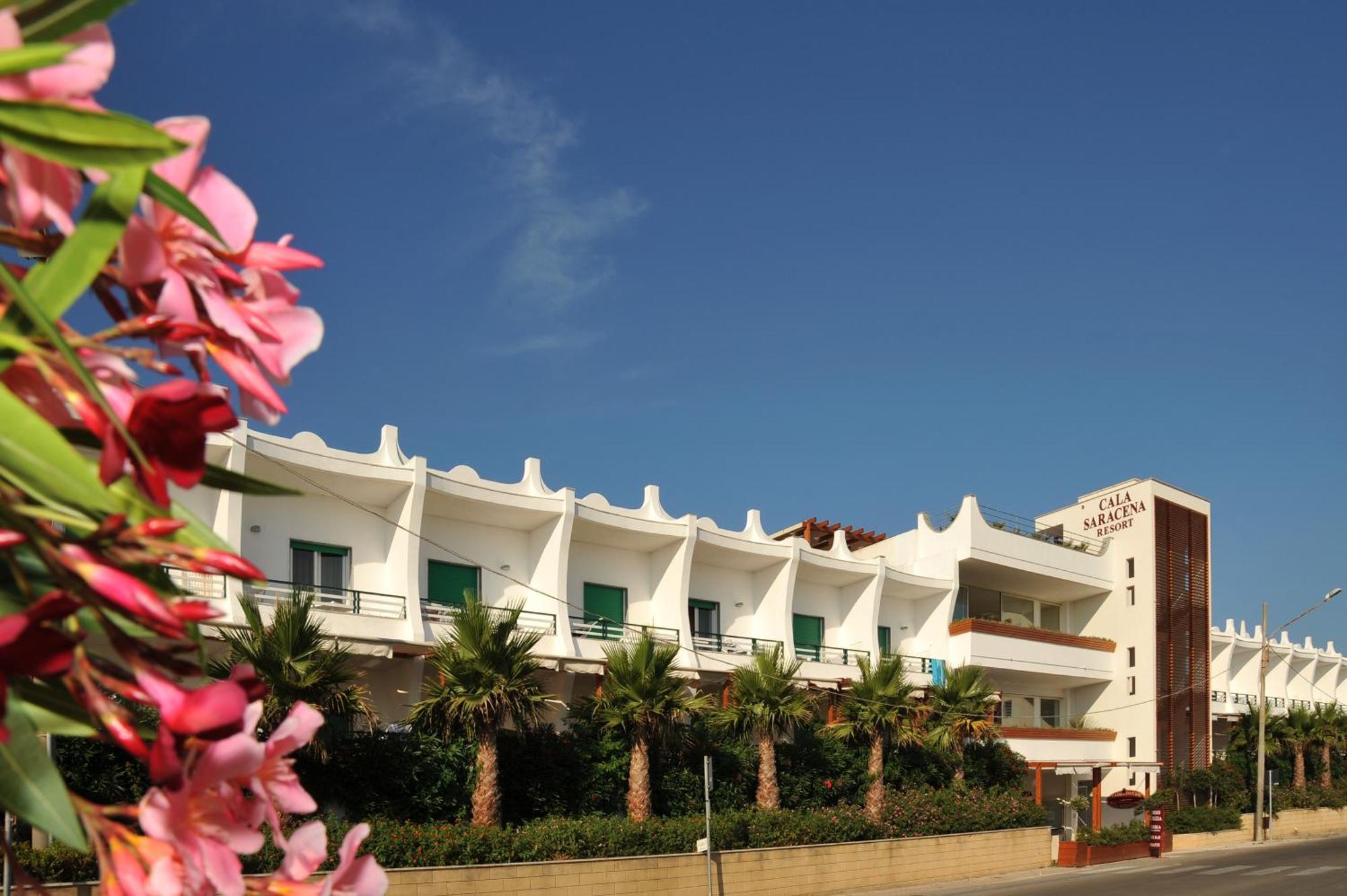 Cala Saracena Resort Torre Vado Esterno foto