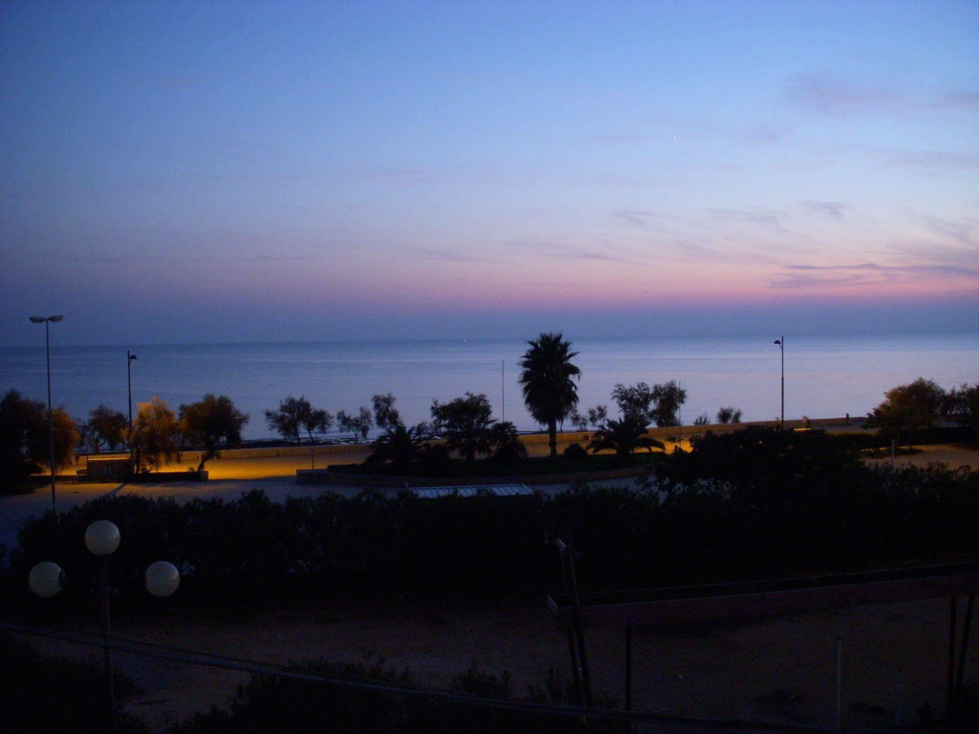 Cala Saracena Resort Torre Vado Esterno foto